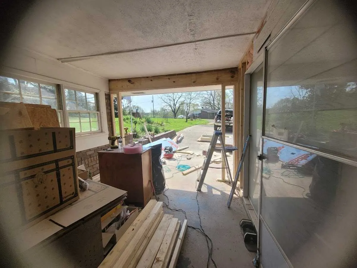 Air movers and dehumidifier for Drying & Dehumidification in Martin